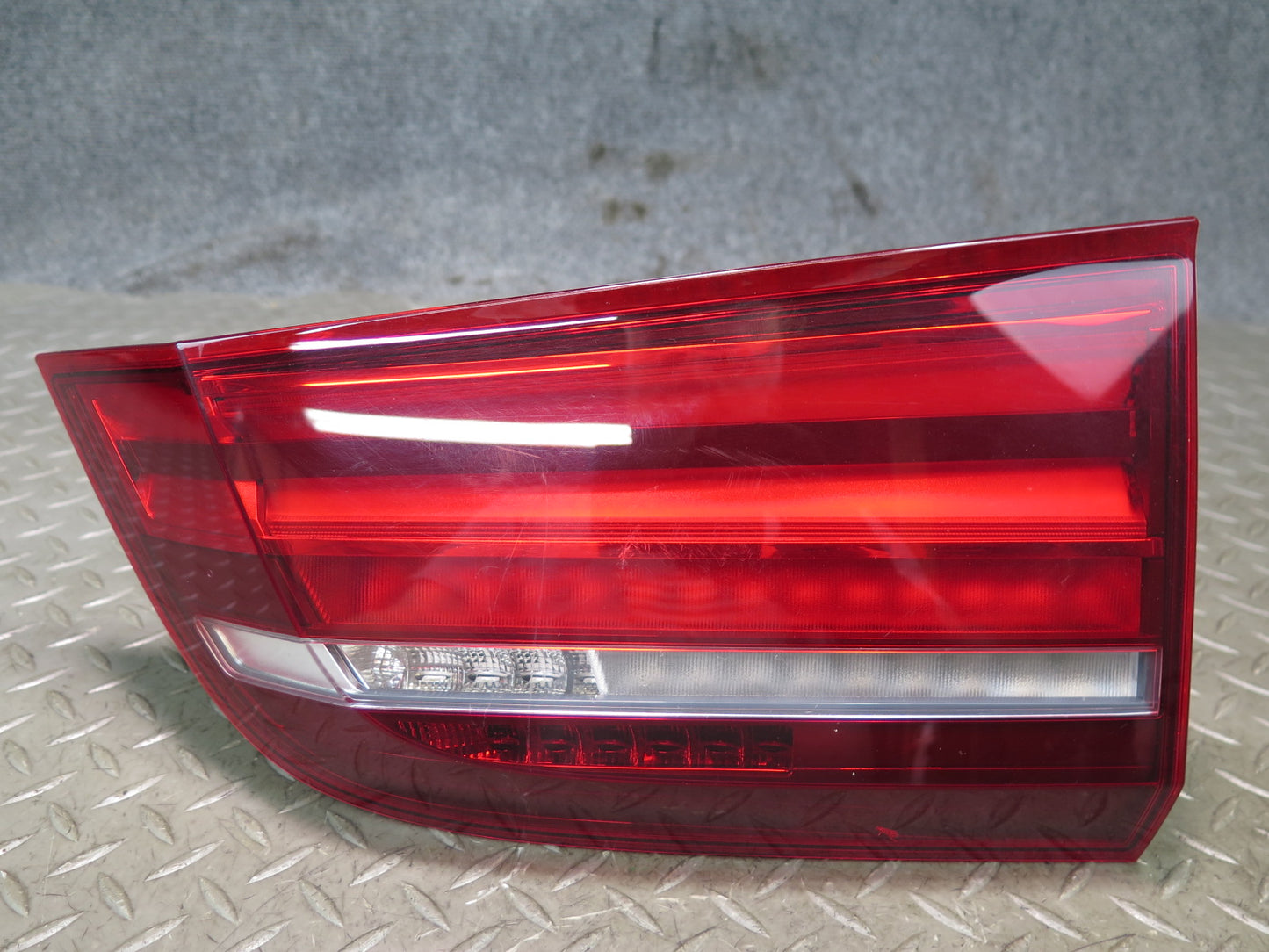 2014-2018 BMW F15 X5 Rear Left & Right Inner Trunk Lid Tail Light Lamp Set of 2