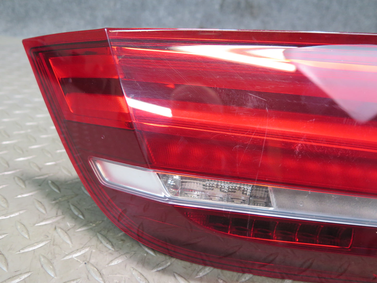 2014-2018 BMW F15 X5 Rear Left & Right Inner Trunk Lid Tail Light Lamp Set of 2