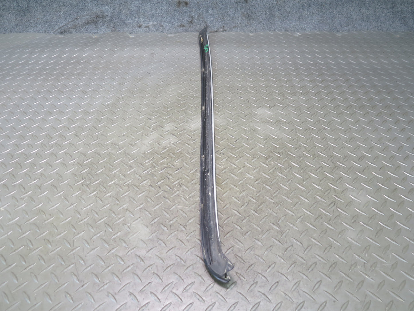 08-14 BMW E71 E72 X6 Front Windshield A Pillar Exterior Trim Molding Set of 2