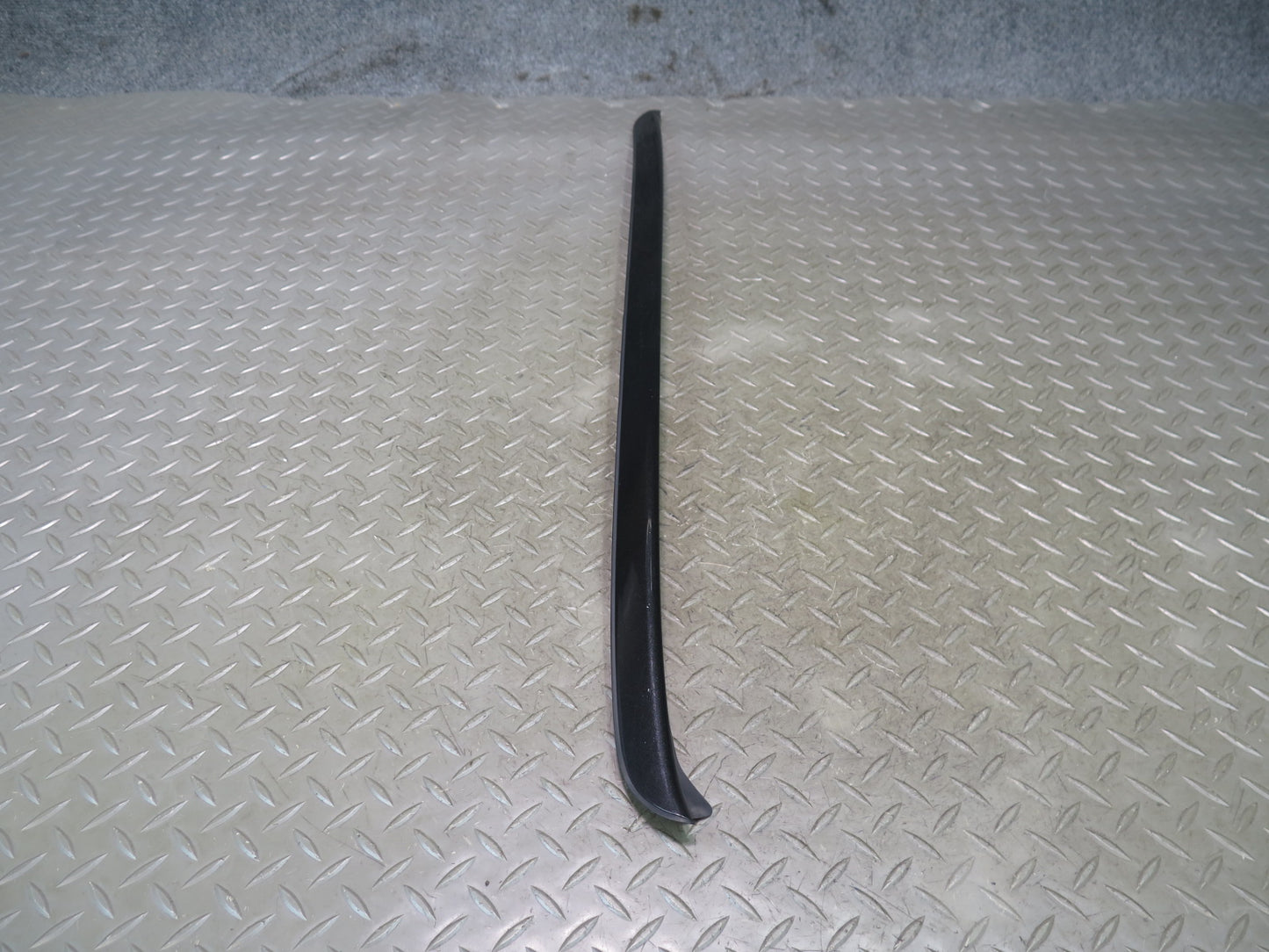 08-14 BMW E71 E72 X6 Front Windshield A Pillar Exterior Trim Molding Set of 2