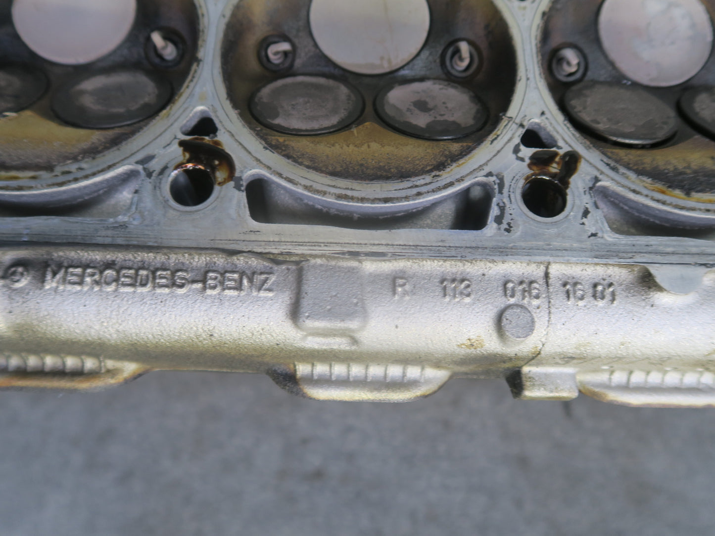 02-05 Mercedes W463 G500 M113 Engine Left Cylinder Head w Camshaft 1130161601