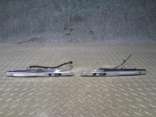 2010-2014 BMW E71 X6M Front Left & Right Fender Turn Signal Light Set of 2