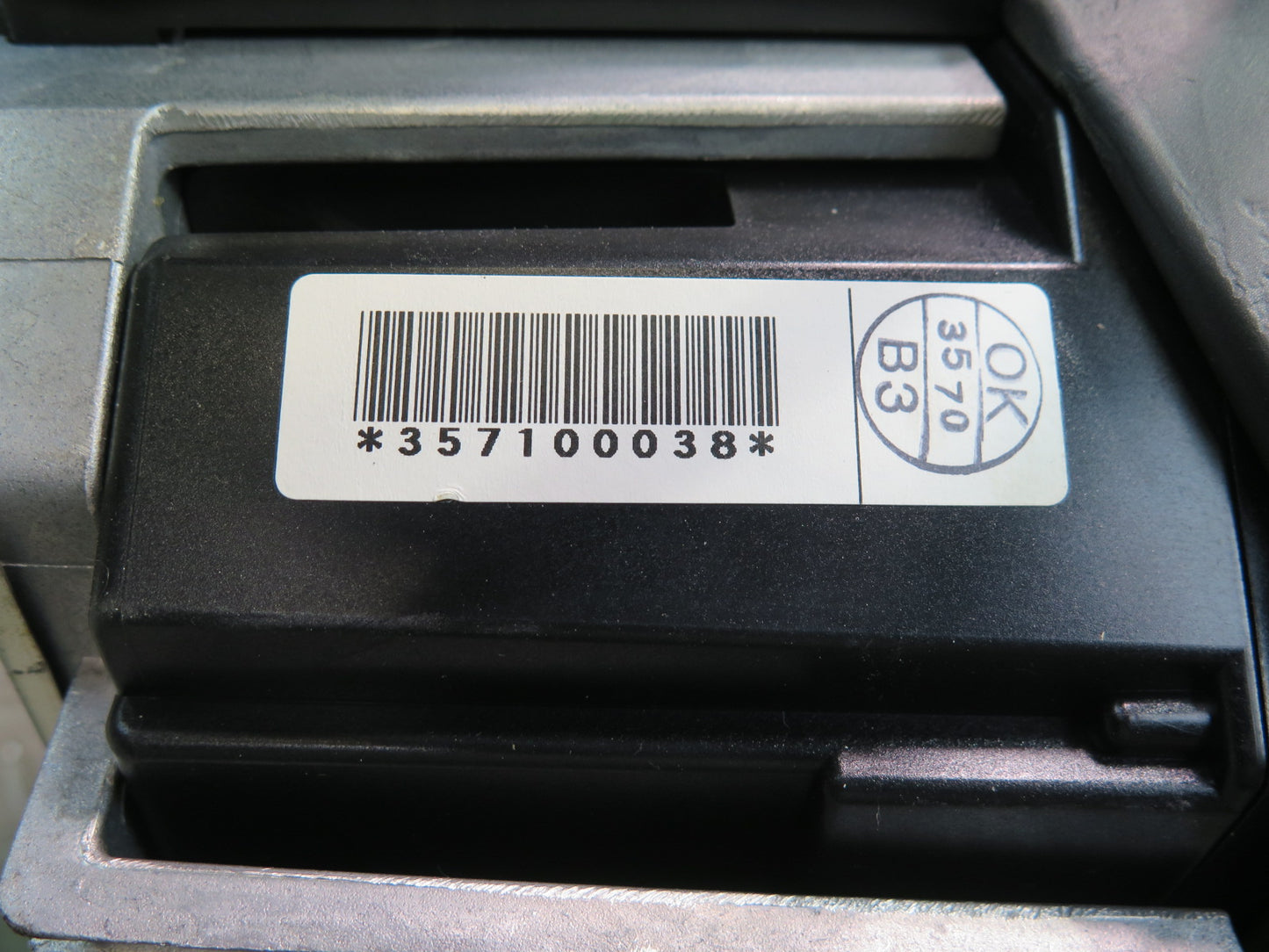2010-2014 BMW E71 X6M Dash HUD Head UP Projector Display 9230006