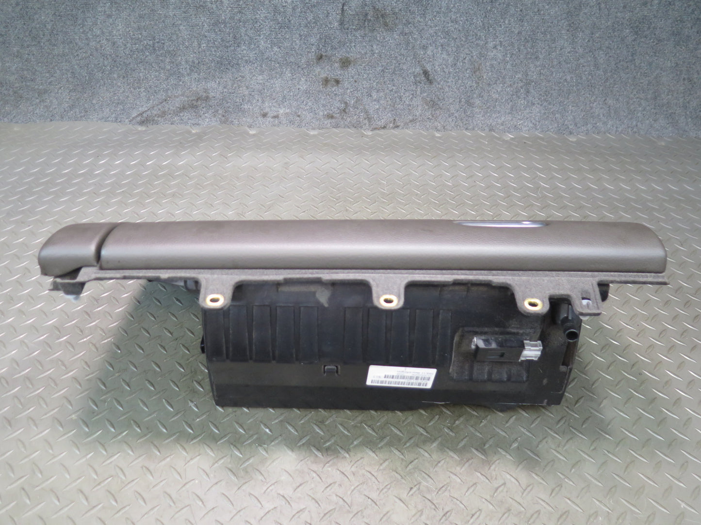 2011-2018 Porsche Cayenne 958 Front Right Dash Glove Box Compartment Storage