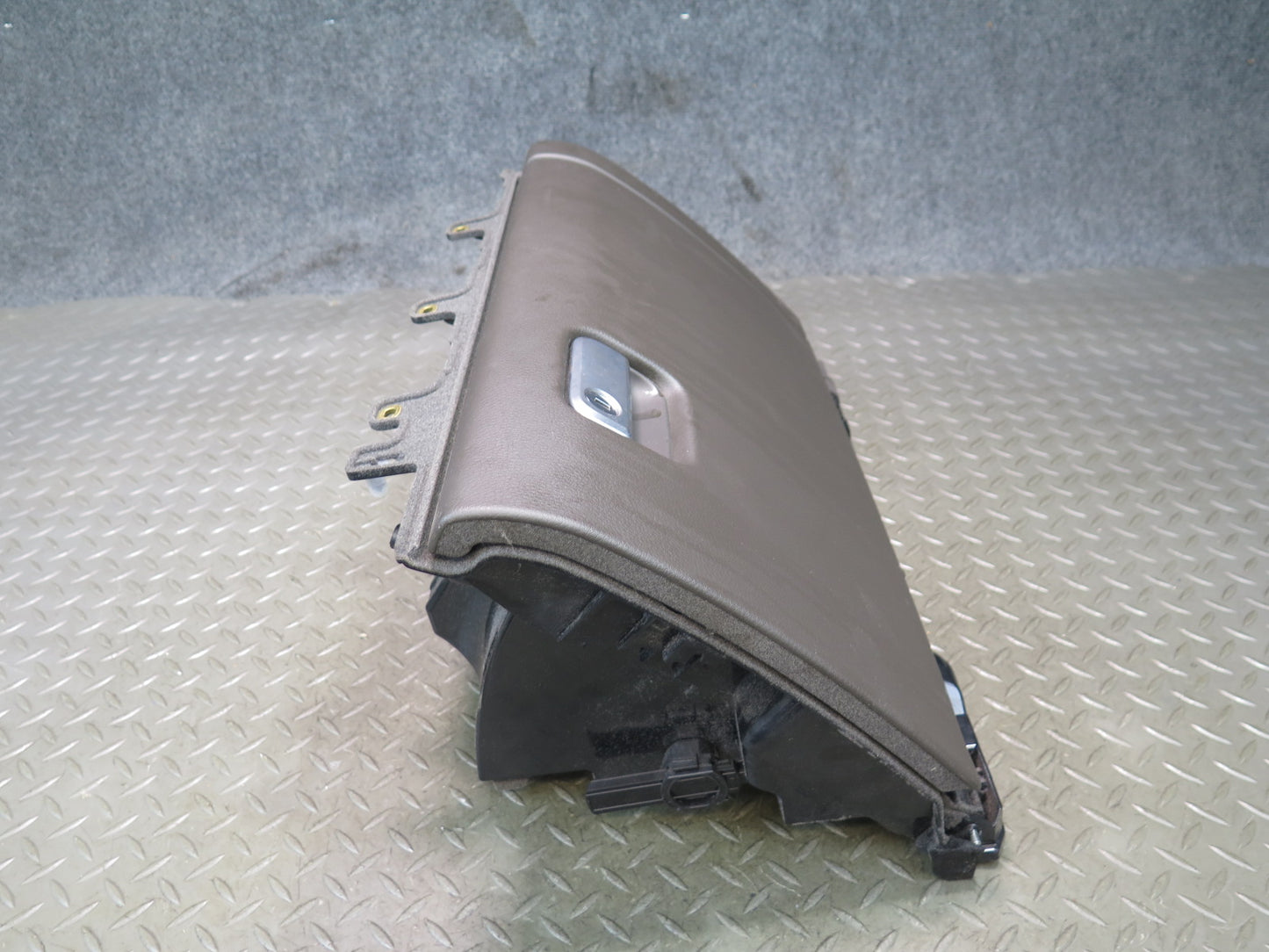 2011-2018 Porsche Cayenne 958 Front Right Dash Glove Box Compartment Storage