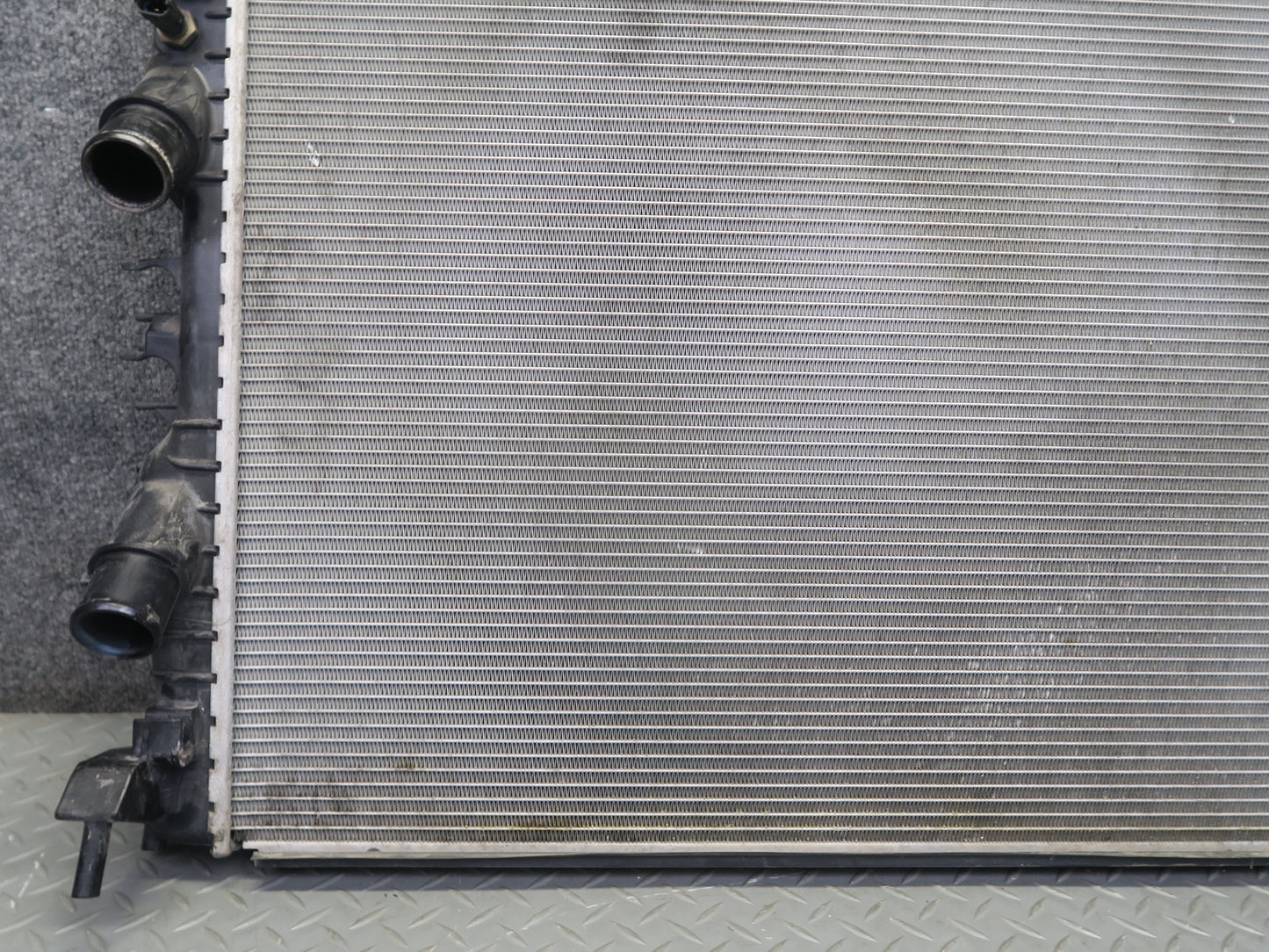 2017-2020 Maserati Levante M161 3.0L Engine Cooling Radiator 16485982