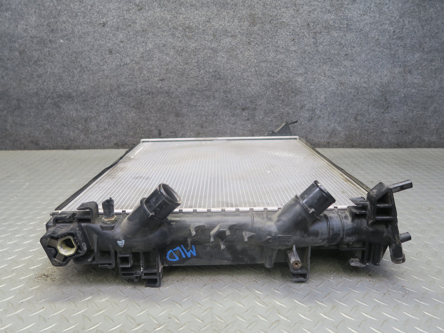 2017-2020 Maserati Levante M161 3.0L Engine Cooling Radiator 16485982