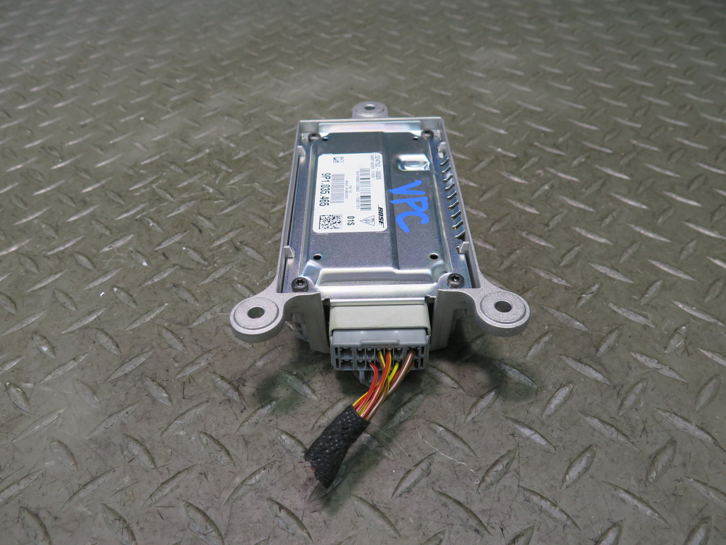 2015-2016 Porsche Cayenne 958 Bose Subwoofer Amplifier AMP 9P1035465