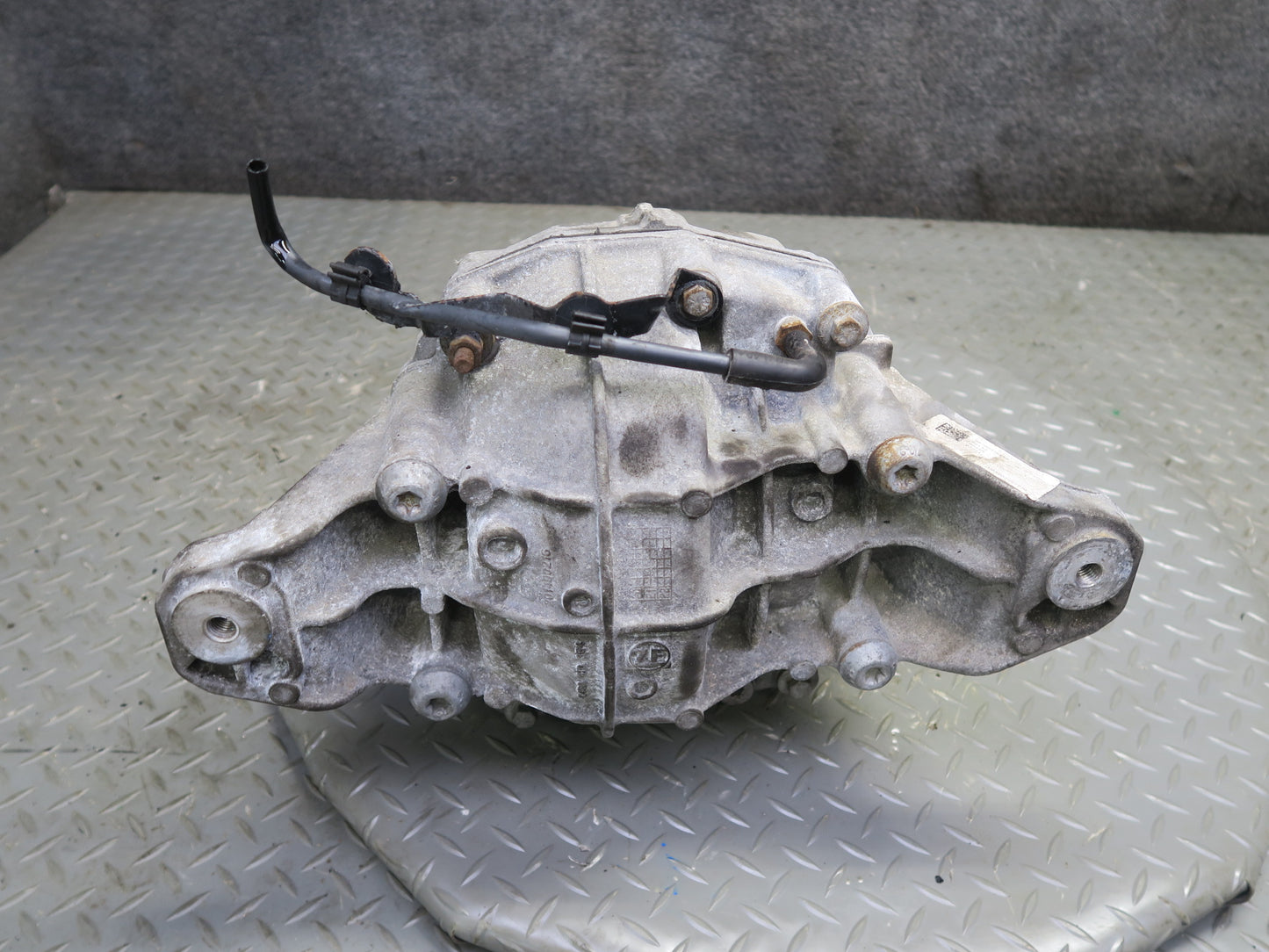 2017-2020 Maserati Levante M161 3.0L AWD Rear Differential Carrier 2.80 Ratio
