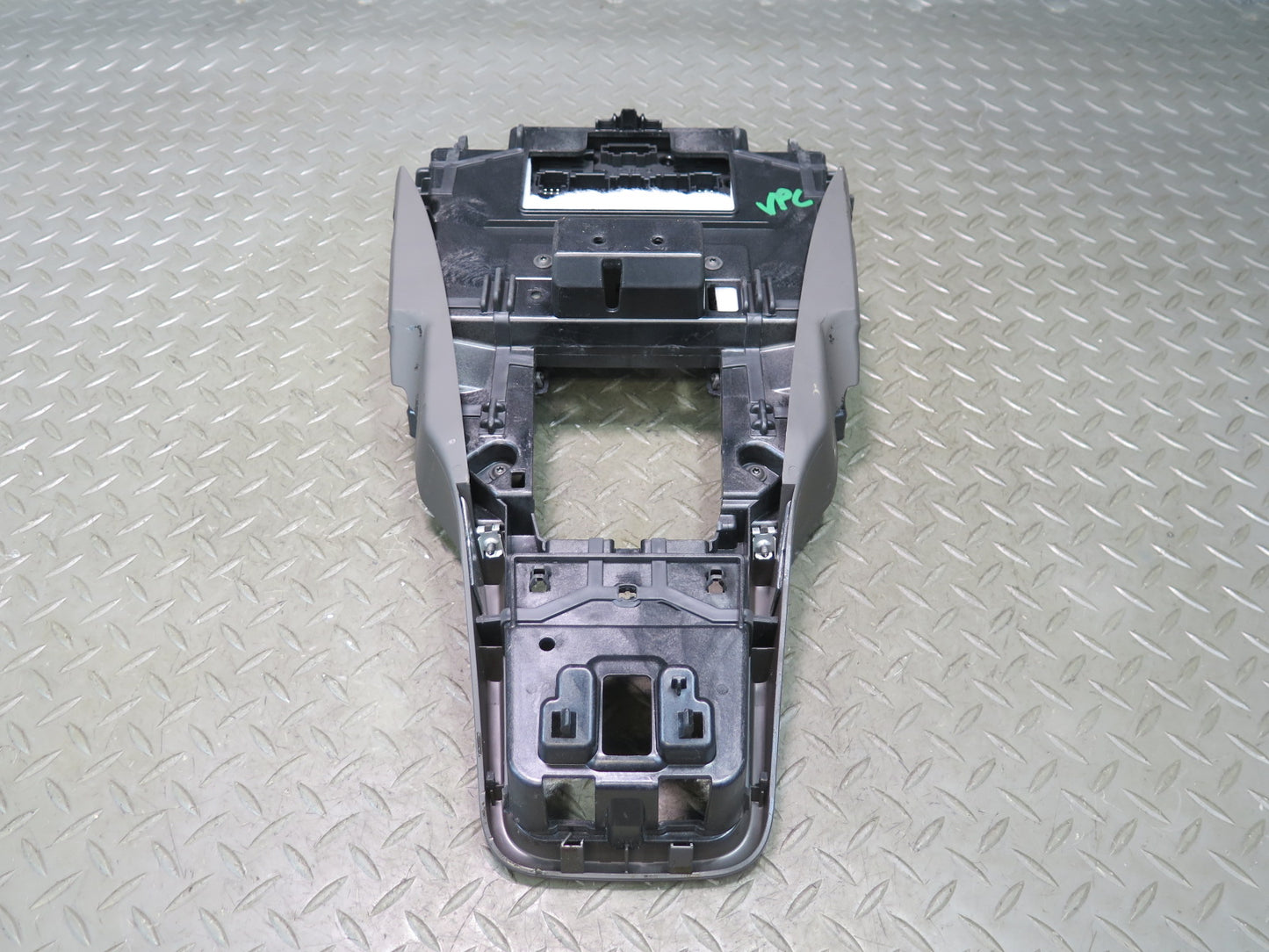 2016 Porsche Cayenne 958.2 E-hybrid Center Console Climate Control Switch Panel