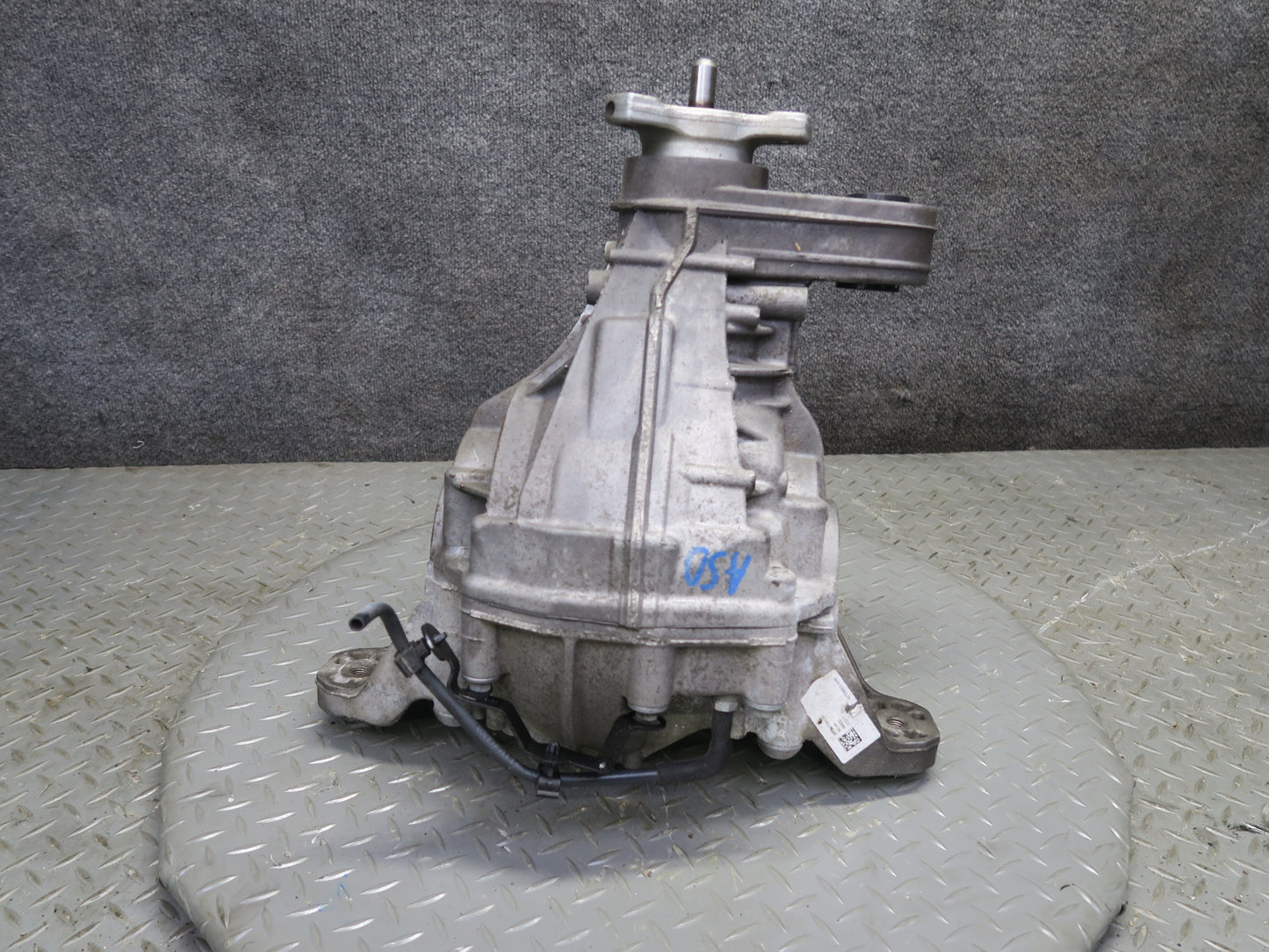 17-23 Alfa Romeo Stelvio Q4 2.0L AWD Rear Differential Axle Carrier 3.73 Ratio