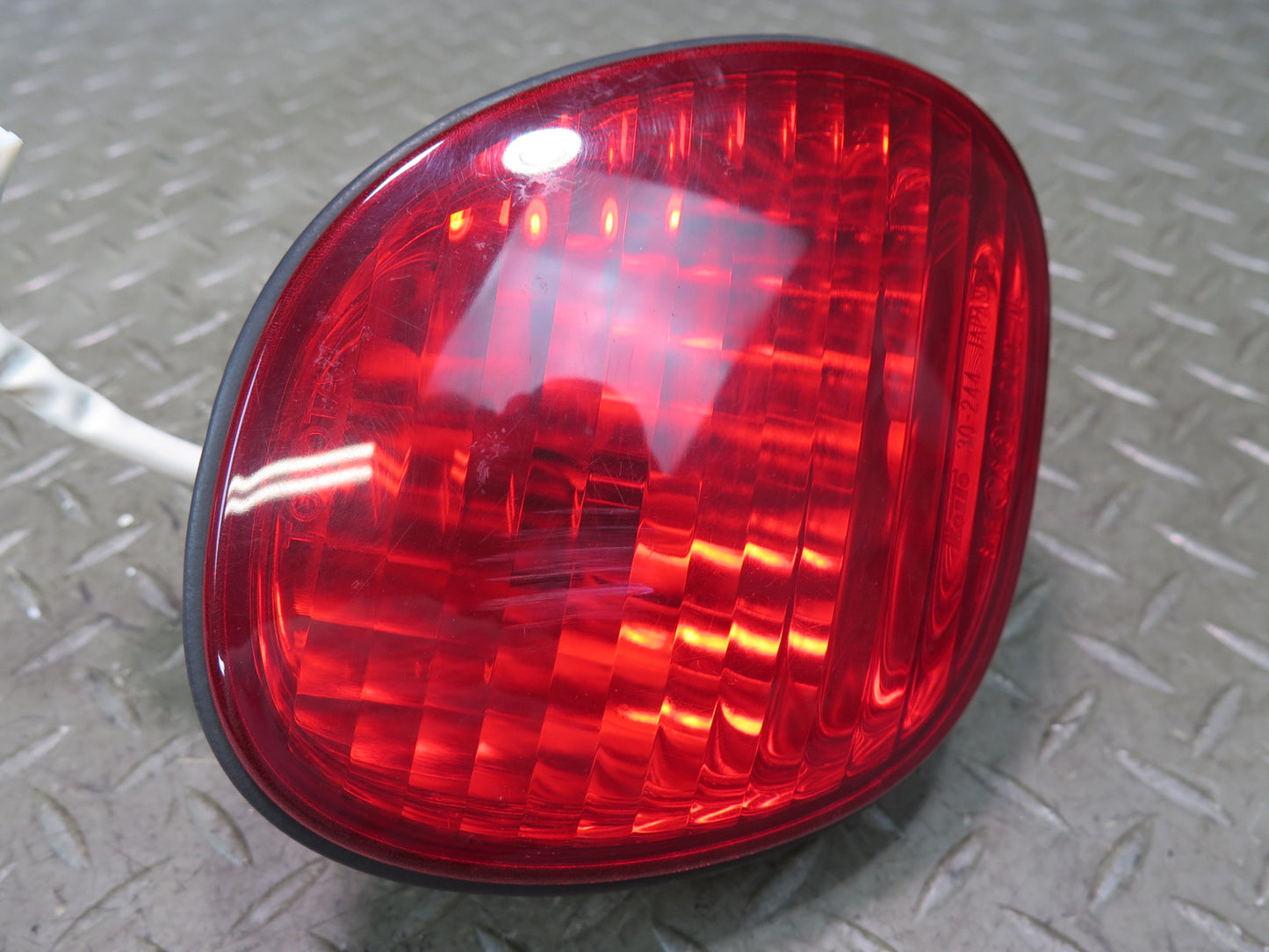 01-05 Lexus GS300 GS430 Set of 2 Rear Left & Right Inner Tail Light Lamp OEM