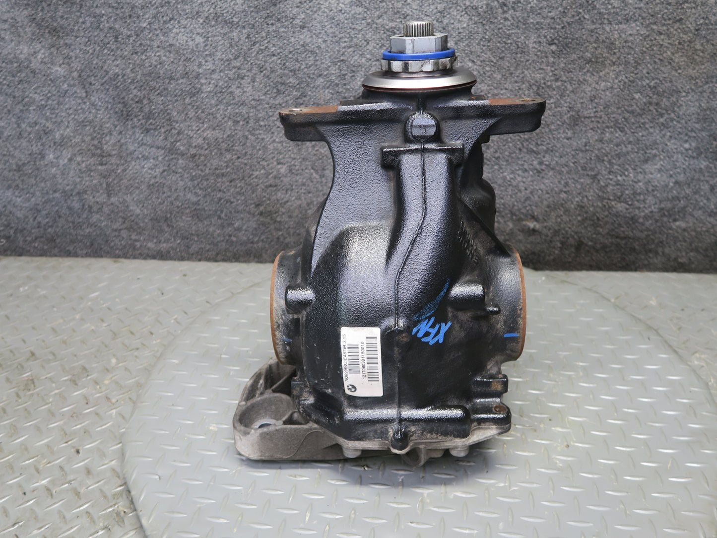 2014-2018 BMW F15 X5 3.0L 4.4L AWD Rear Axle Differential Carrier 3:15 Ratio 93K