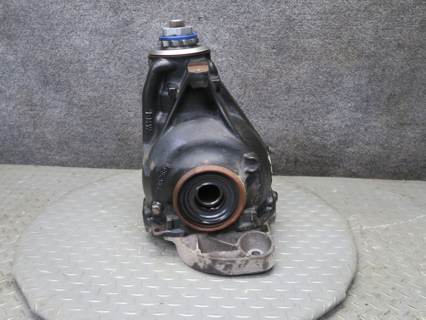 2014-2018 BMW F15 X5 3.0L 4.4L AWD Rear Axle Differential Carrier 3:15 Ratio 93K