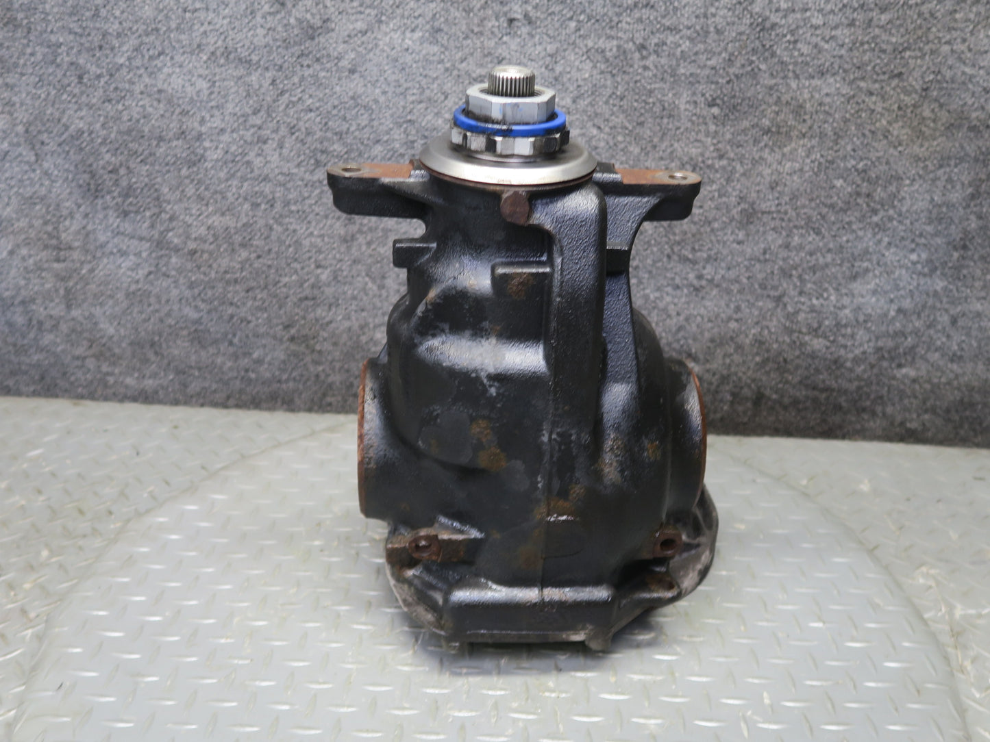 2014-2018 BMW F15 X5 3.0L 4.4L AWD Rear Axle Differential Carrier 3:15 Ratio 93K