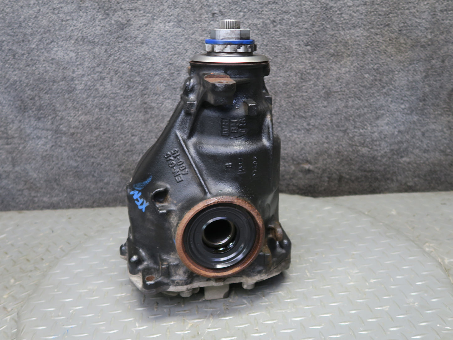 2014-2018 BMW F15 X5 3.0L 4.4L AWD Rear Axle Differential Carrier 3:15 Ratio 93K