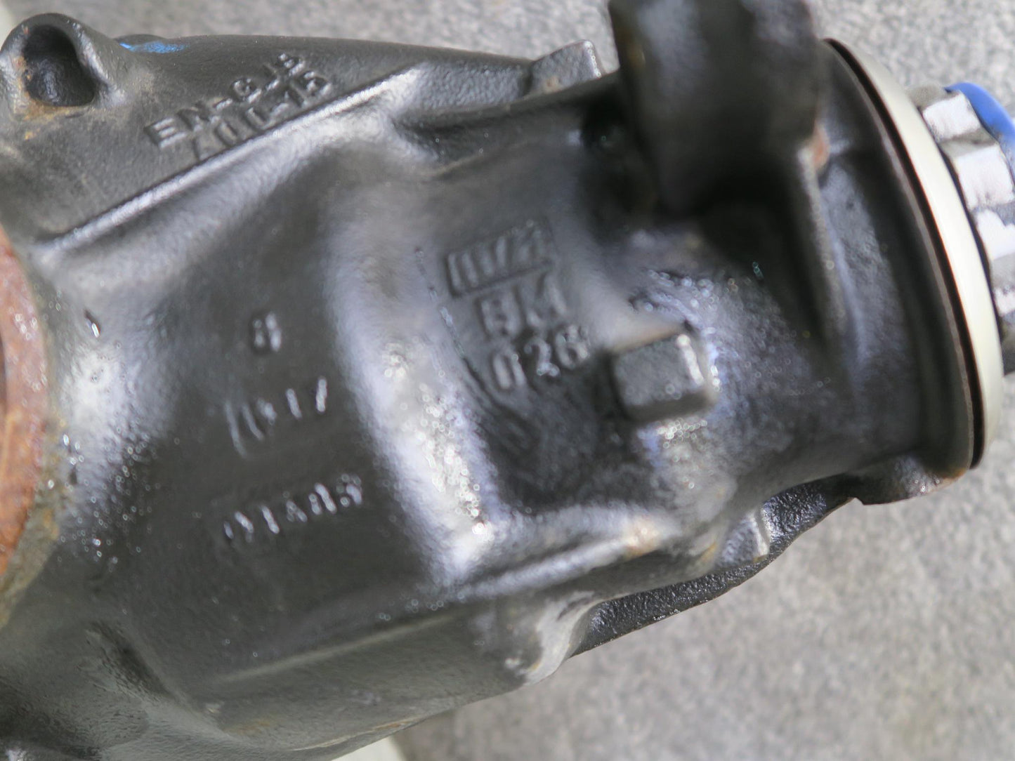 2014-2018 BMW F15 X5 3.0L 4.4L AWD Rear Axle Differential Carrier 3:15 Ratio 93K