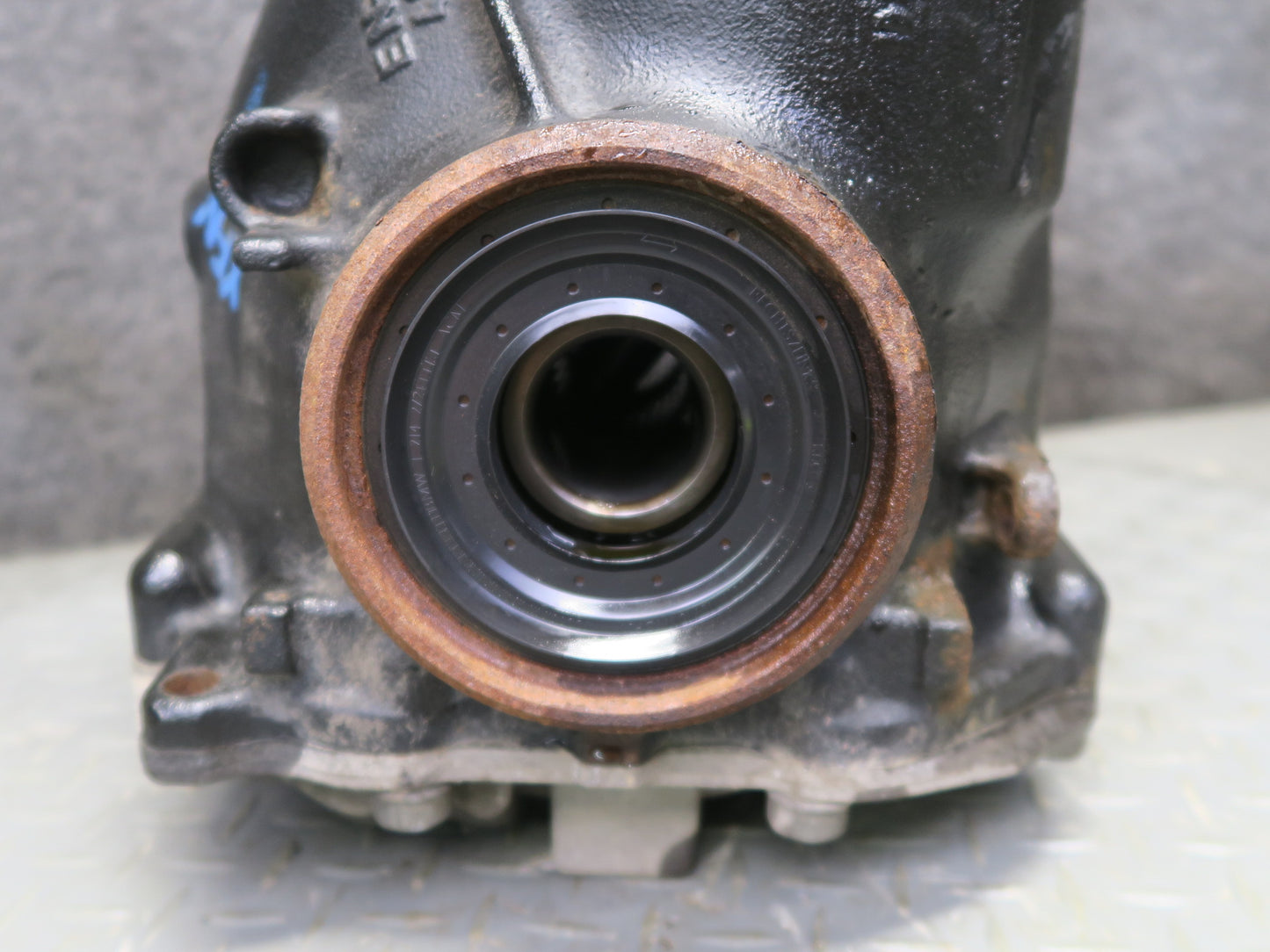2014-2018 BMW F15 X5 3.0L 4.4L AWD Rear Axle Differential Carrier 3:15 Ratio 93K