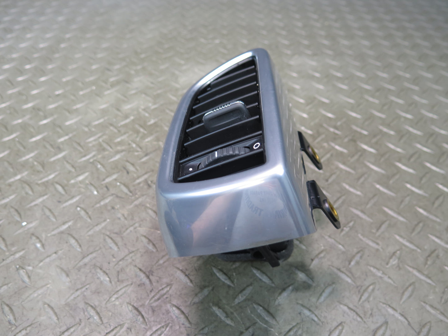 2011-2018 Porsche Cayenne 958 Dash Front Right A/C Air Vent Grille 7P5819704D