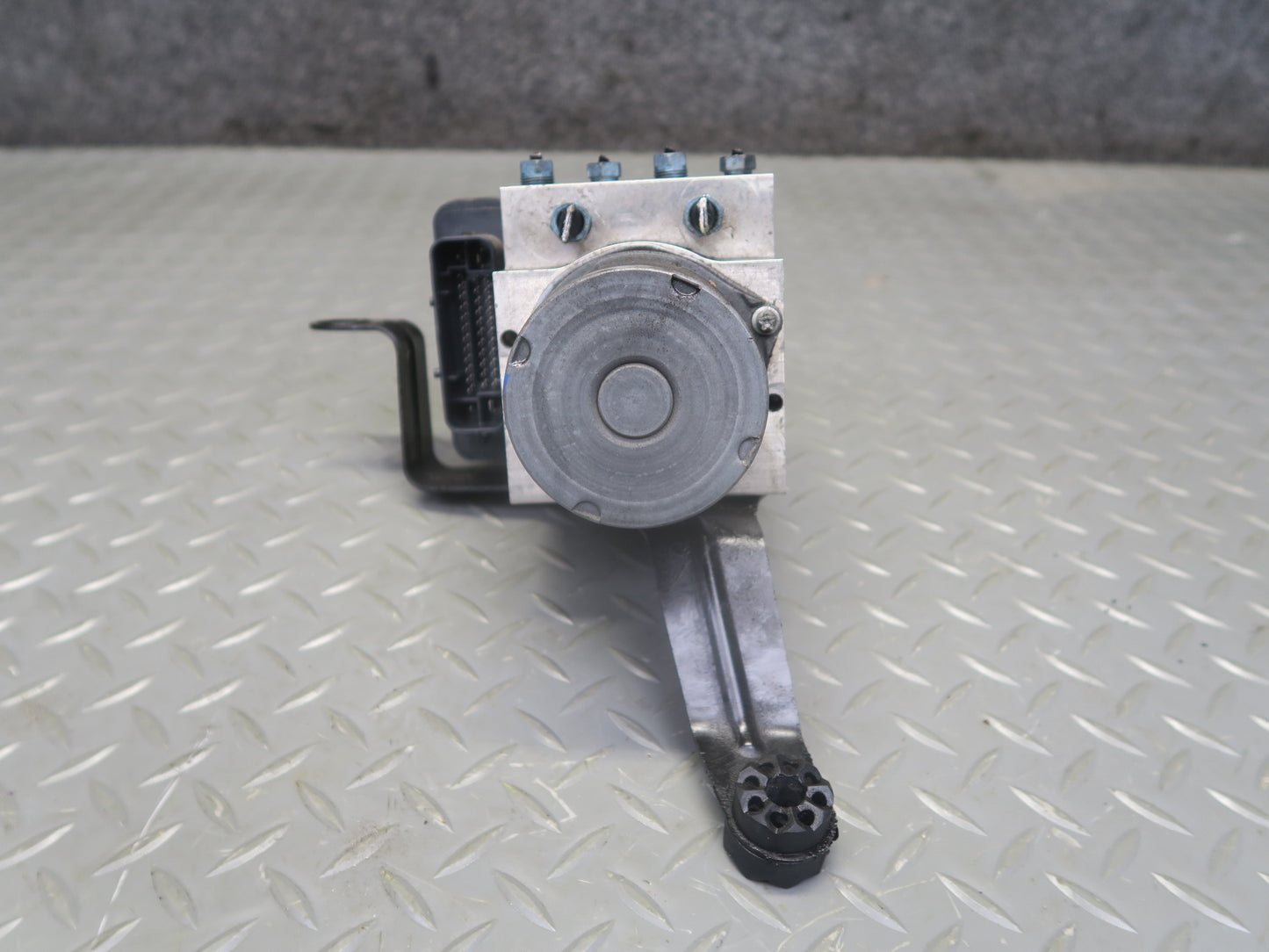 2014-2018 BMW F15 X5 Anti Lock Brake ABS Pump Module 6884733 93K Miles