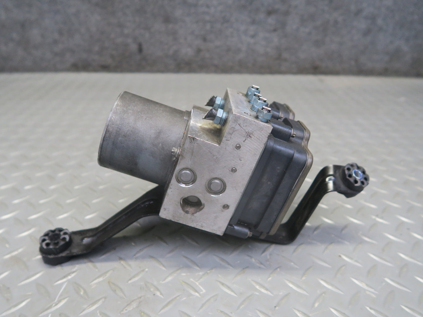 2014-2018 BMW F15 X5 Anti Lock Brake ABS Pump Module 6884733 93K Miles