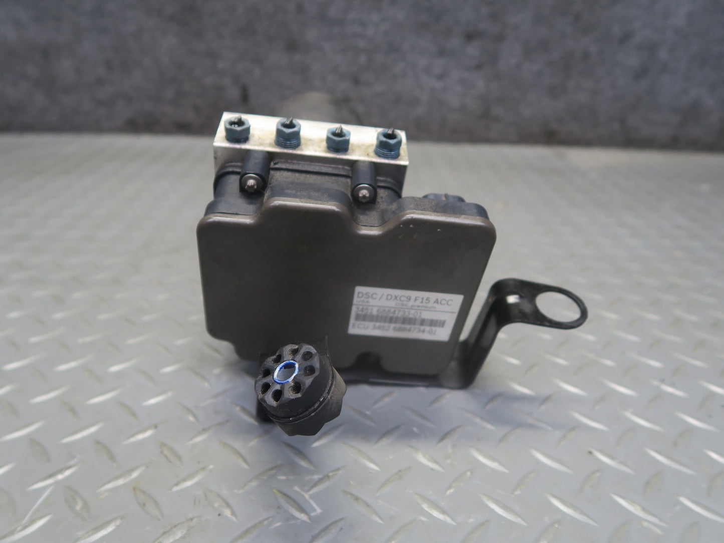 2014-2018 BMW F15 X5 Anti Lock Brake ABS Pump Module 6884733 93K Miles