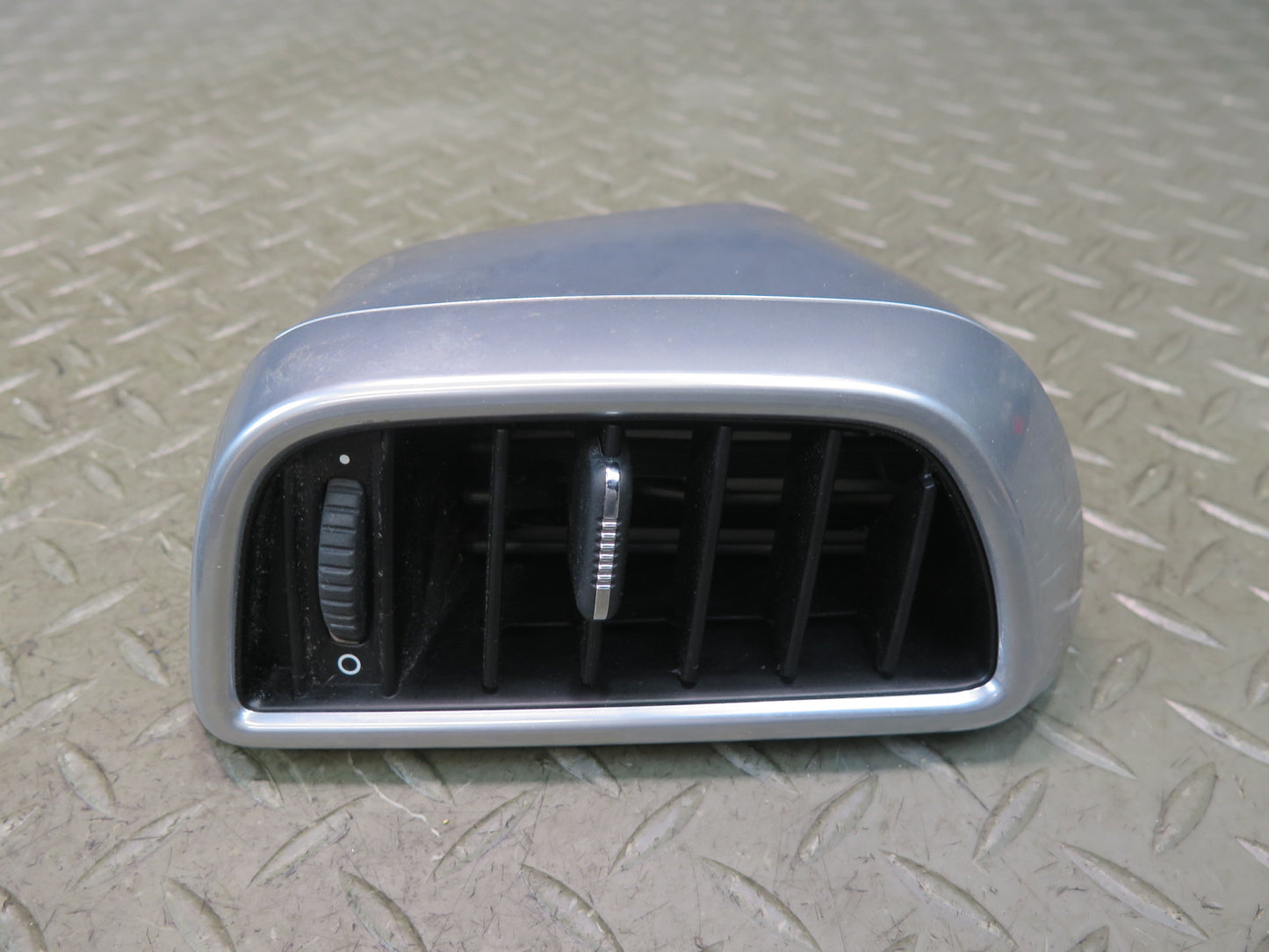 2011-2018 Porsche Cayenne 958 Rear Left Center Console A/C Air Vent Grille