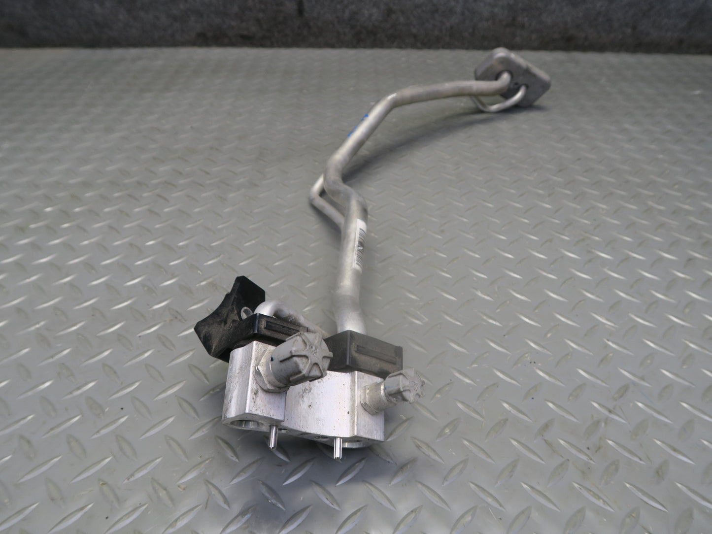 2014-2018 BMW F15 X5 N63 AWD A/C Air Condition  Hose Pipe Line Set of 2