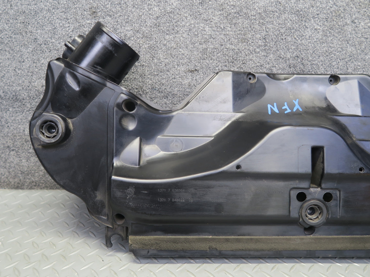 2014-2018 BMW F15 X5 50IX AWD N63 Air Intake Muffler Cleaner Filter Box