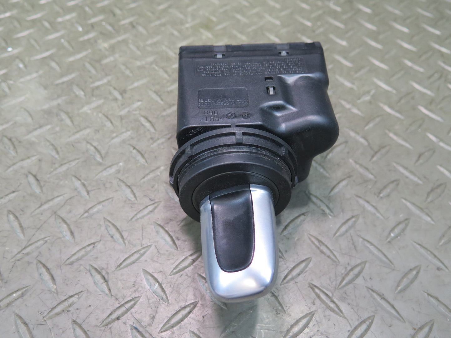 2011-2018 Porsche Cayenne 958 Ignition Starter Switch w KEY 7PP905865F