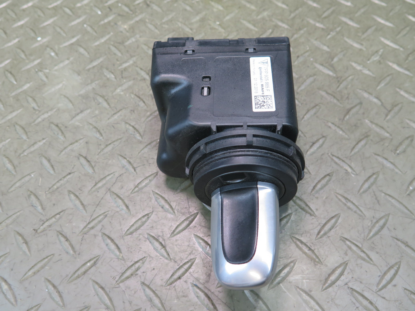 2011-2018 Porsche Cayenne 958 Ignition Starter Switch w KEY 7PP905865F