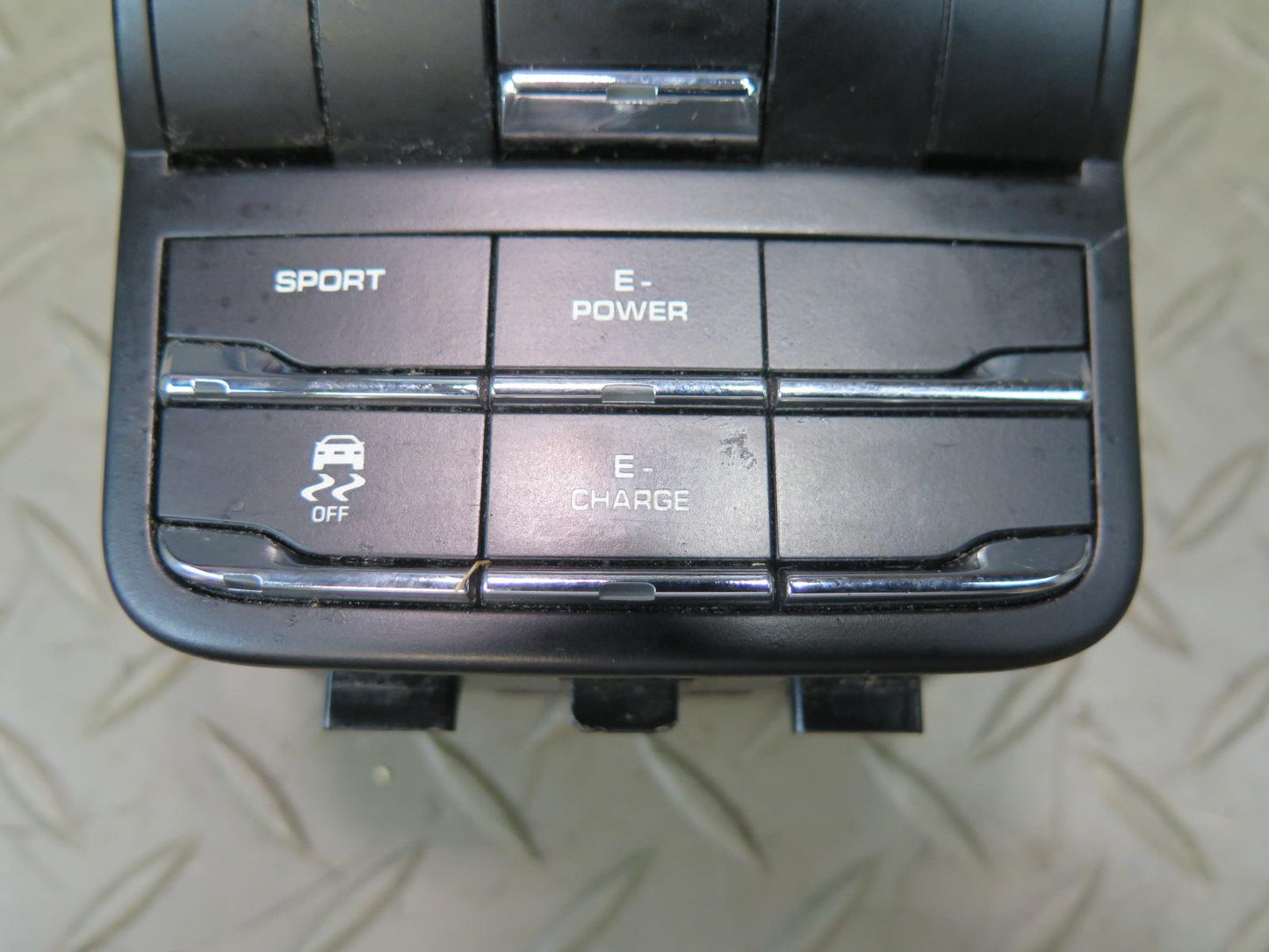 2016 Porsche Cayenne 958.2 E-hybrid Center Console Suspension Switch Control