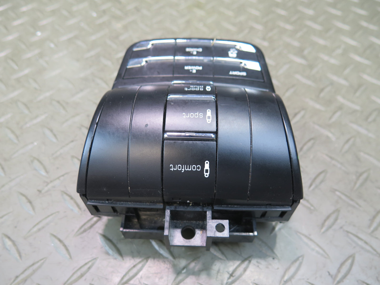 2016 Porsche Cayenne 958.2 E-hybrid Center Console Suspension Switch Control
