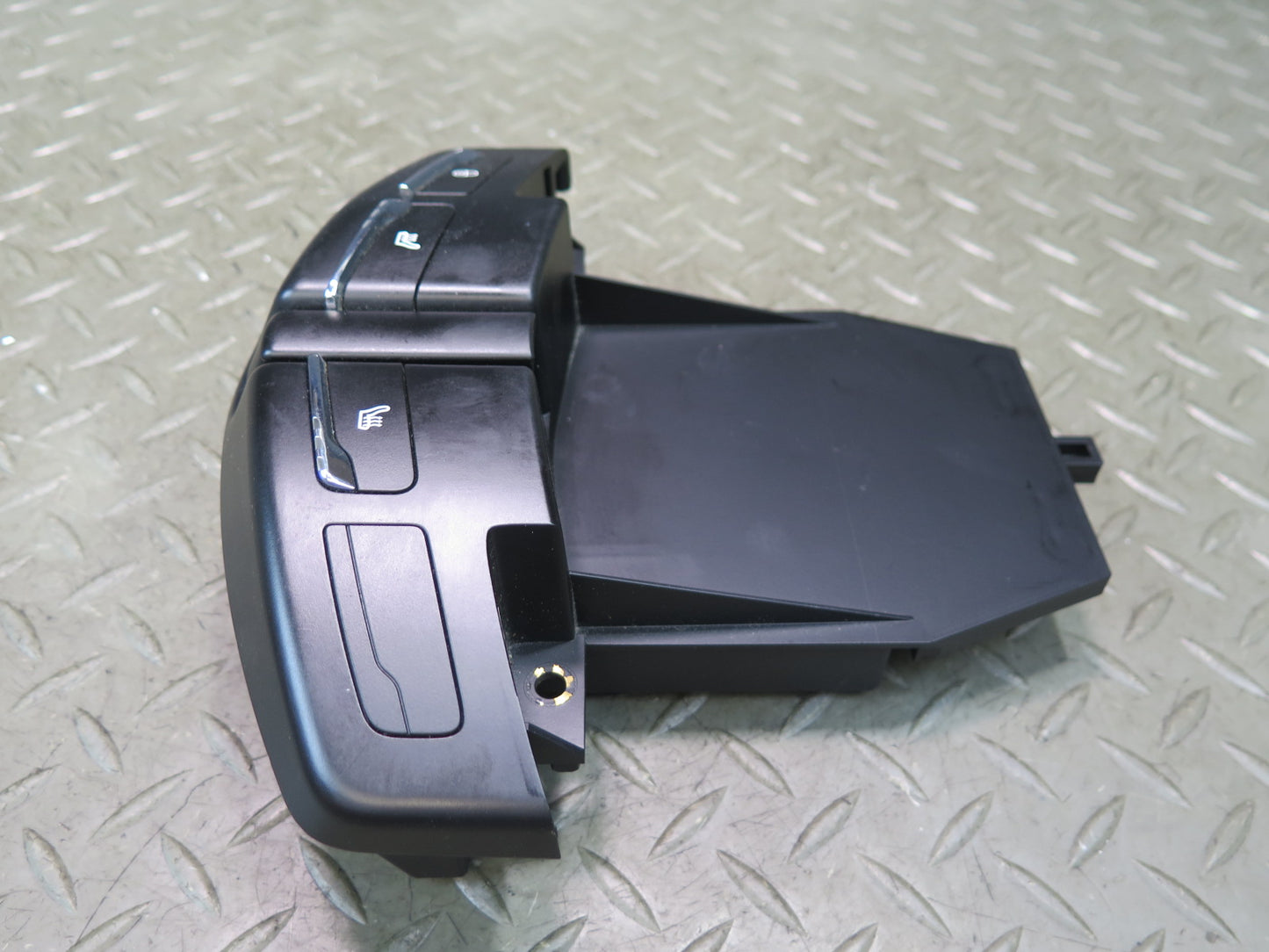 2011-2018 Porsche Cayenne 958 Rear Seat Heat Lock Switch Control Unit Panel
