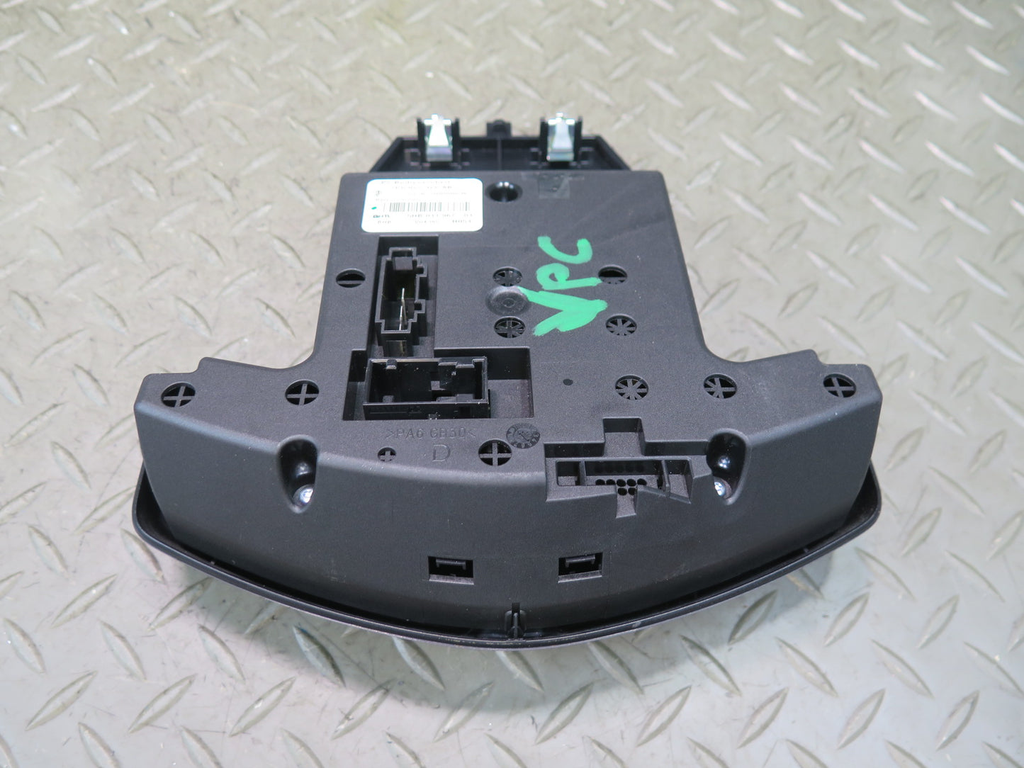 2011-2018 Porsche Cayenne 958 Rear Seat Heat Lock Switch Control Unit Panel