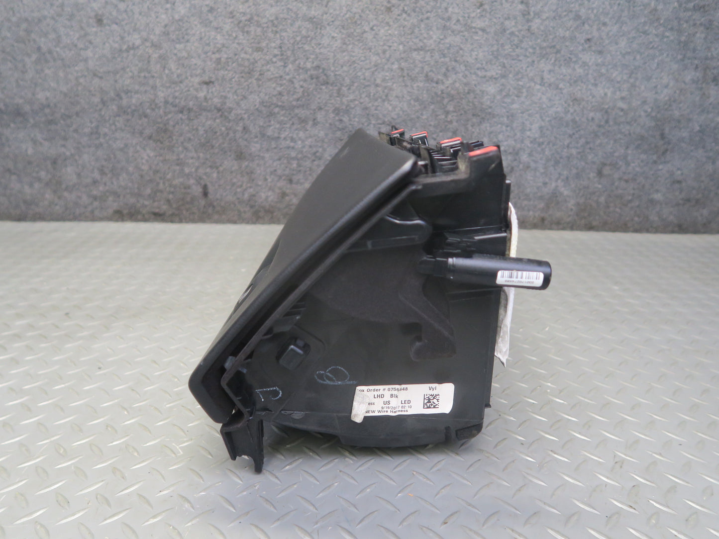 14-18 BMW X5 F15 Front Left Dash Board Panel Glove Box Storage Compartment Black