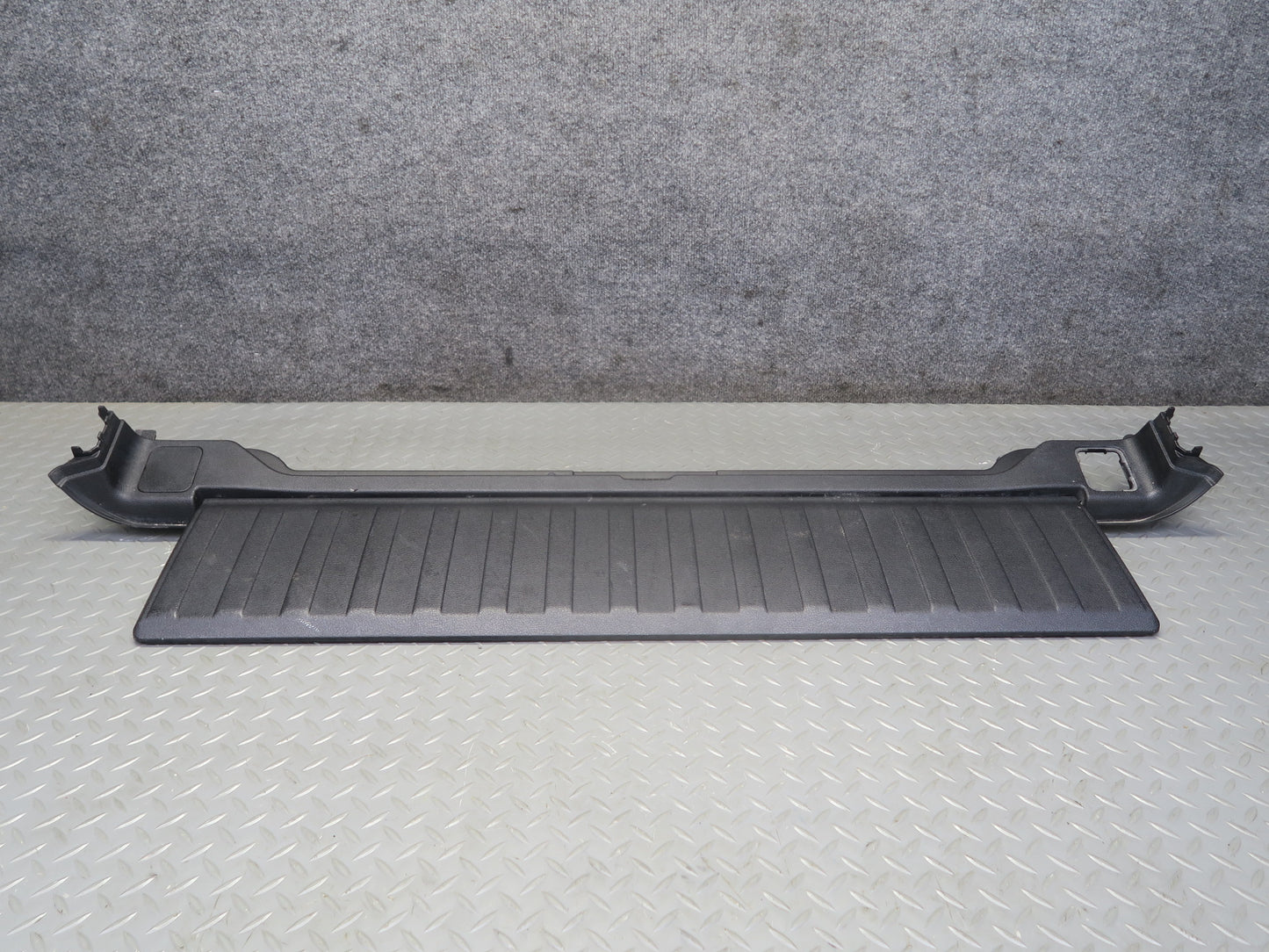2014-2018 BMW F15 X5 Rear Trunk Cargo Loading Sill Flap Plate Cover Panel