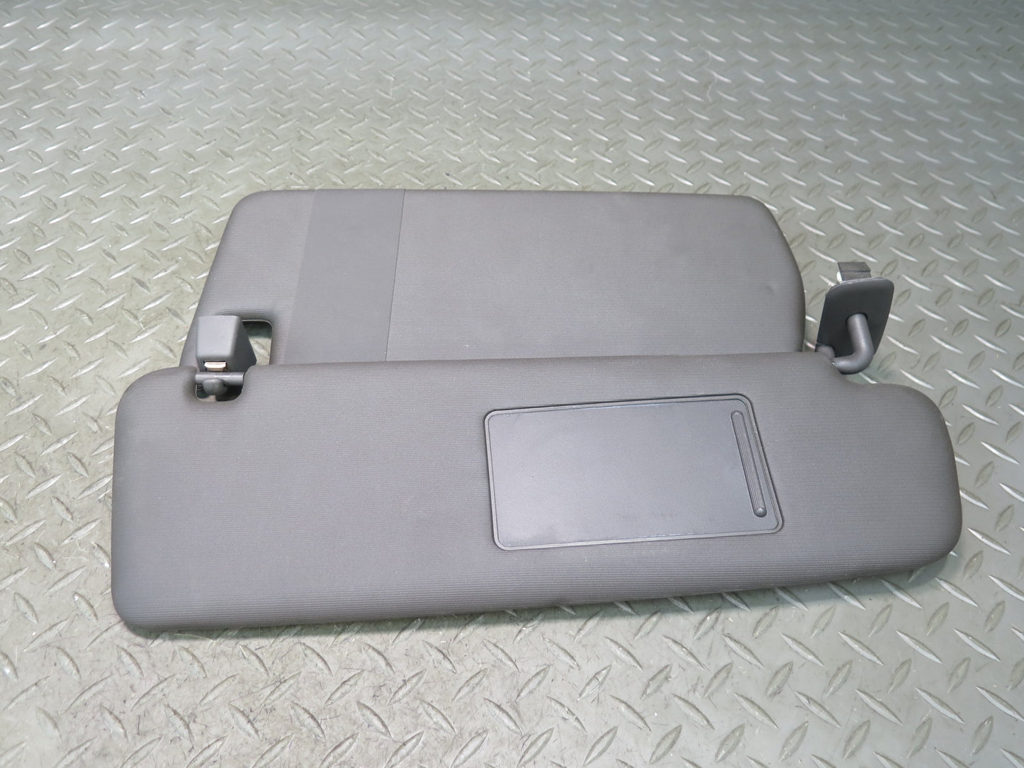 2015-2018 Porsche Cayenne 958 Front Left & Right Sun Visor Brown Set of 2