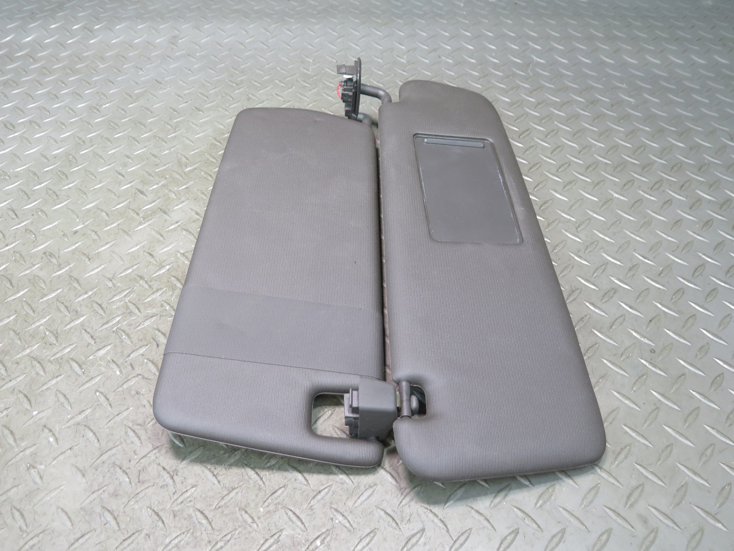2015-2018 Porsche Cayenne 958 Front Left & Right Sun Visor Brown Set of 2