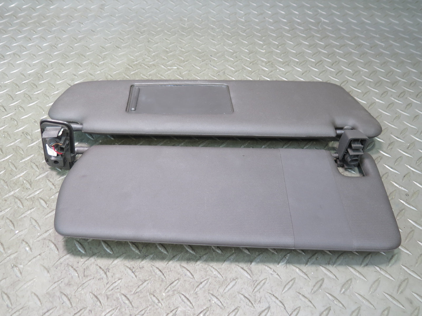 2015-2018 Porsche Cayenne 958 Front Left & Right Sun Visor Brown Set of 2