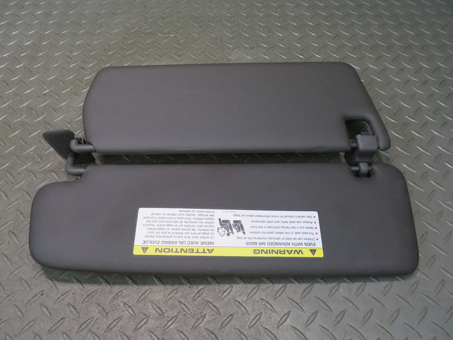 2015-2018 Porsche Cayenne 958 Front Left & Right Sun Visor Brown Set of 2