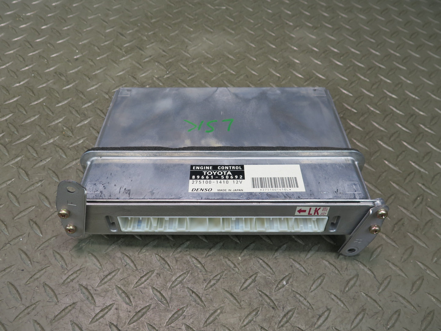 04-05 Lexus LS430 UCF30L ECM ECU Engine Control Module 89661-50692 OEM
