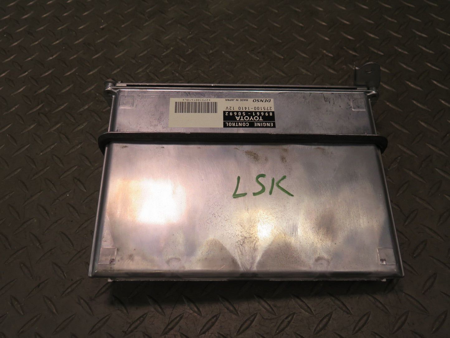 04-05 Lexus LS430 UCF30L ECM ECU Engine Control Module 89661-50692 OEM