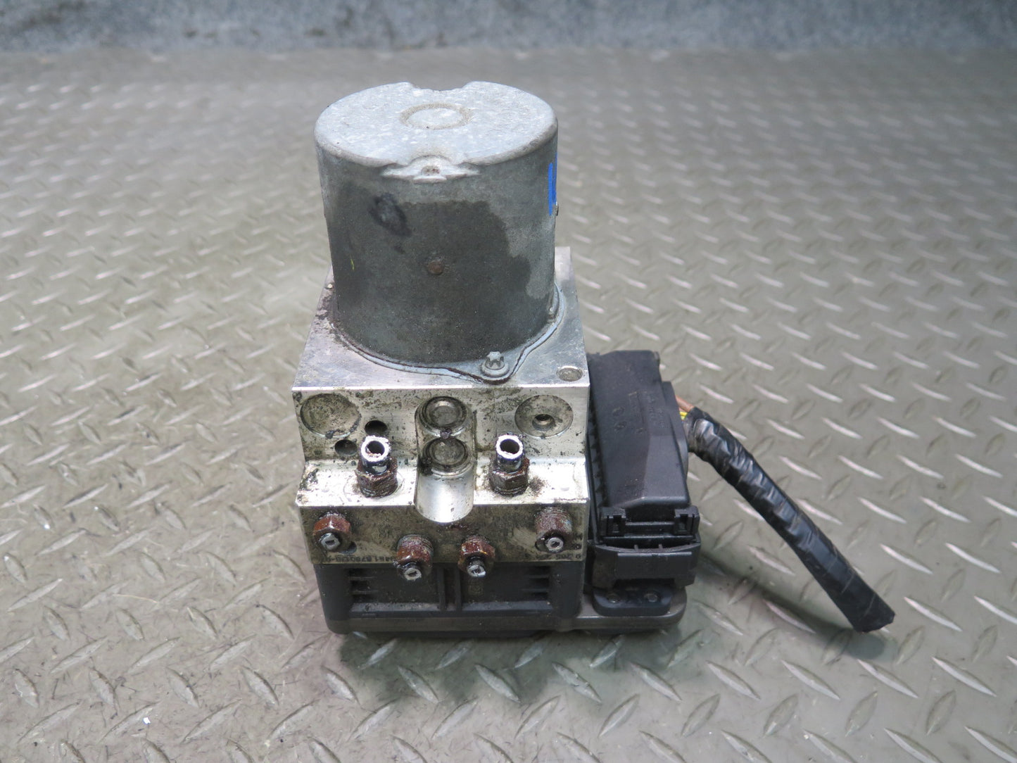 2008-2014 BMW E71 E72 X6 X6M Anti Lock Brake ABS Pump Module 6798284
