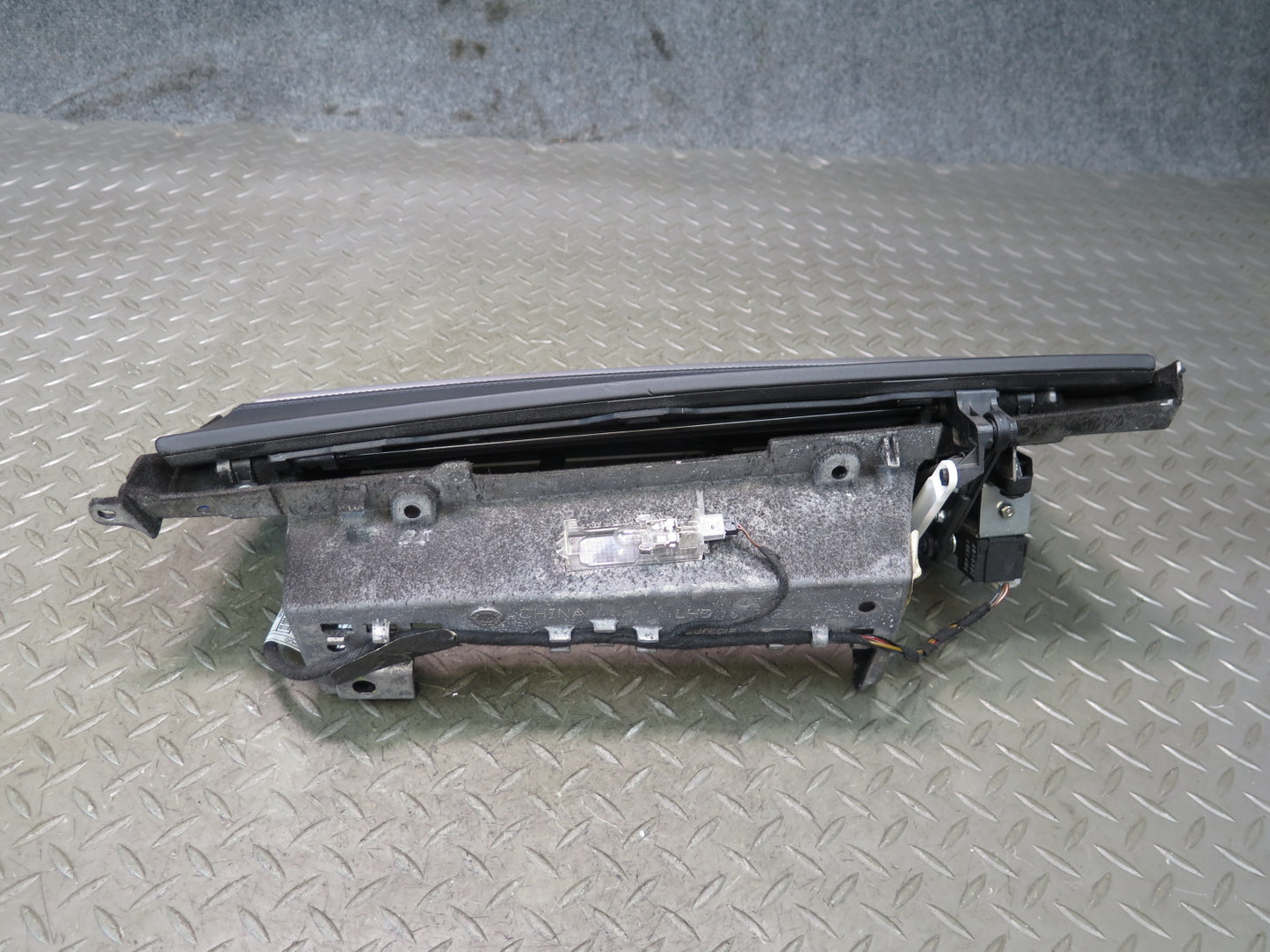 2010-2014 BMW E71 X6M Dash Glove Box Storage Door Lid Cover Aluminium