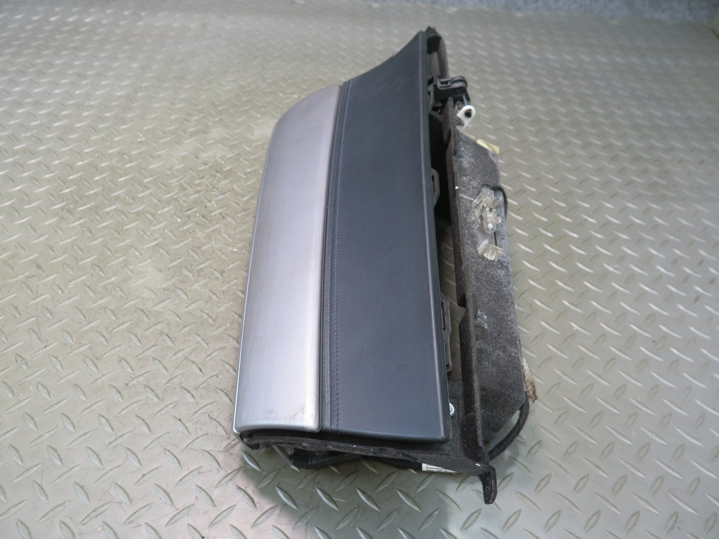 2010-2014 BMW E71 X6M Dash Glove Box Storage Door Lid Cover Aluminium