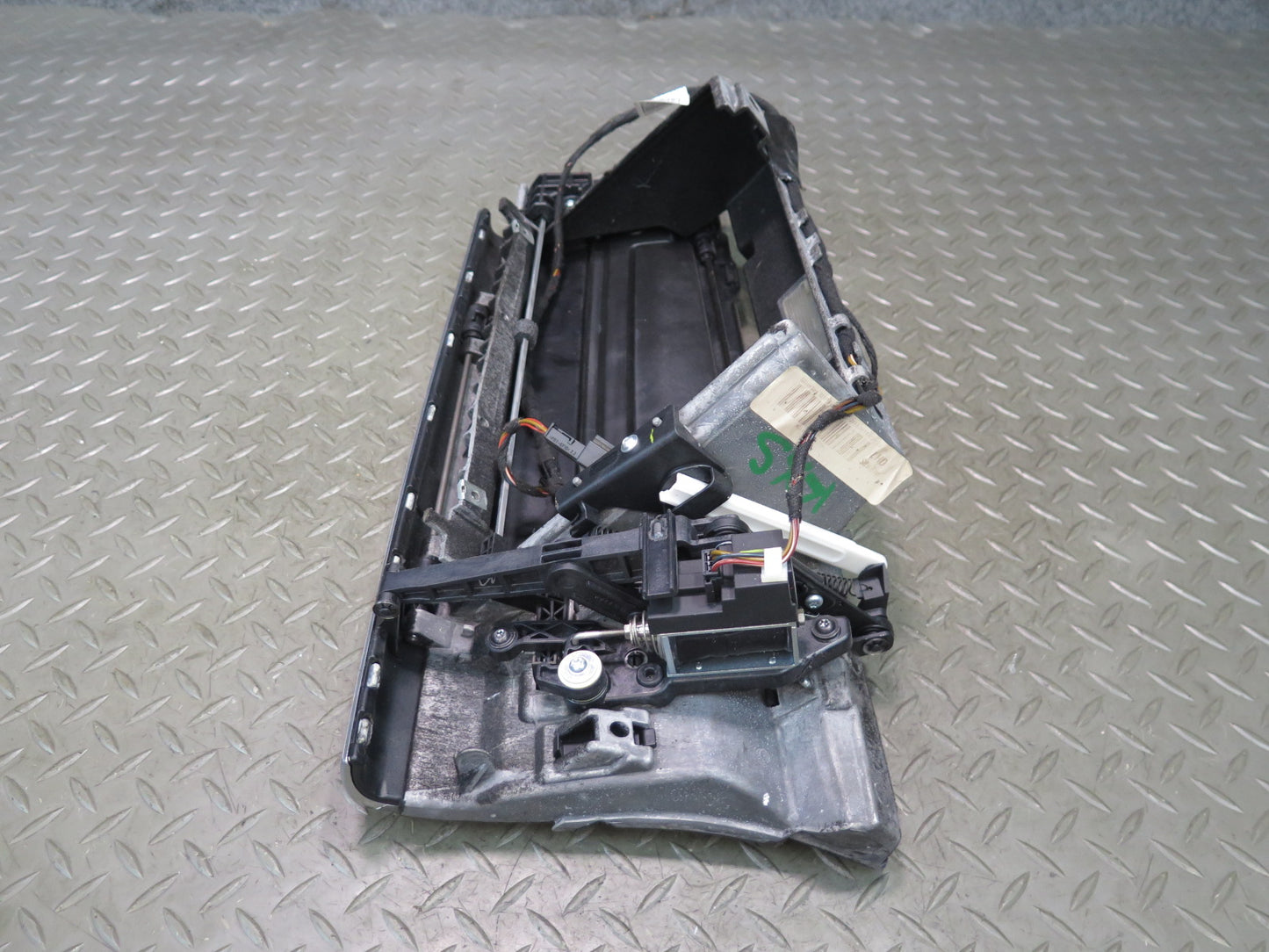 2010-2014 BMW E71 X6M Dash Glove Box Storage Door Lid Cover Aluminium