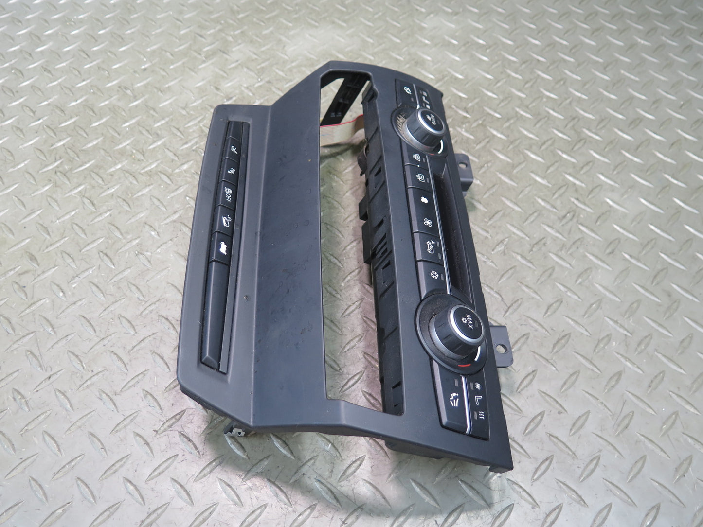 2008-2014 BMW E71 E72 X6 X6M A/C Heater Climate Control  PDC Traction Switch