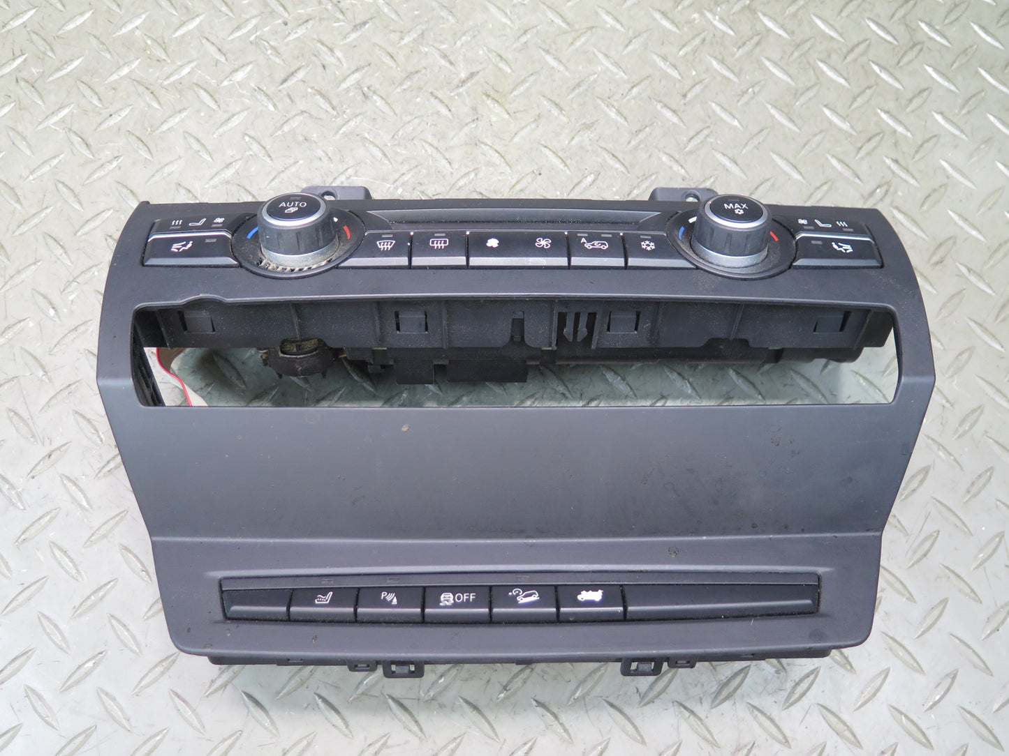 2008-2014 BMW E71 E72 X6 X6M A/C Heater Climate Control  PDC Traction Switch