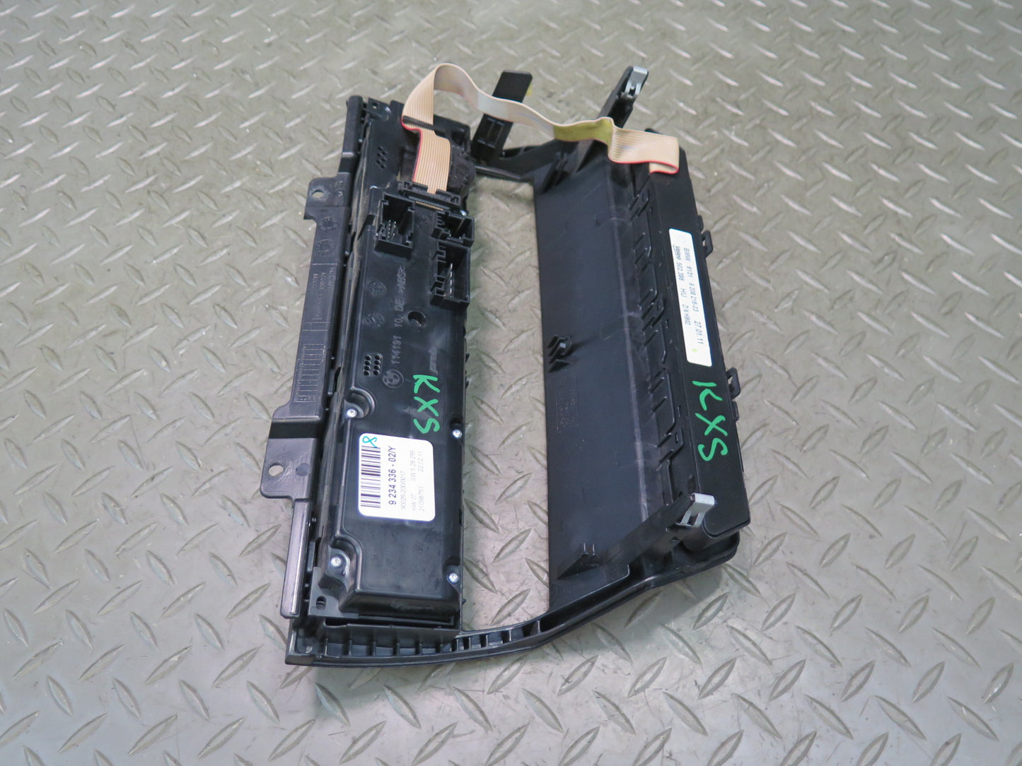 2008-2014 BMW E71 E72 X6 X6M A/C Heater Climate Control  PDC Traction Switch